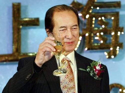 赌王何鸿燊最新爆料,揭秘家族财富传承与情感纠葛