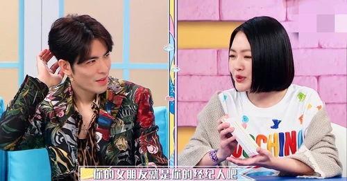 娱乐圈最新恋情爆料,神秘情侣甜蜜曝光，恋情真相引热议